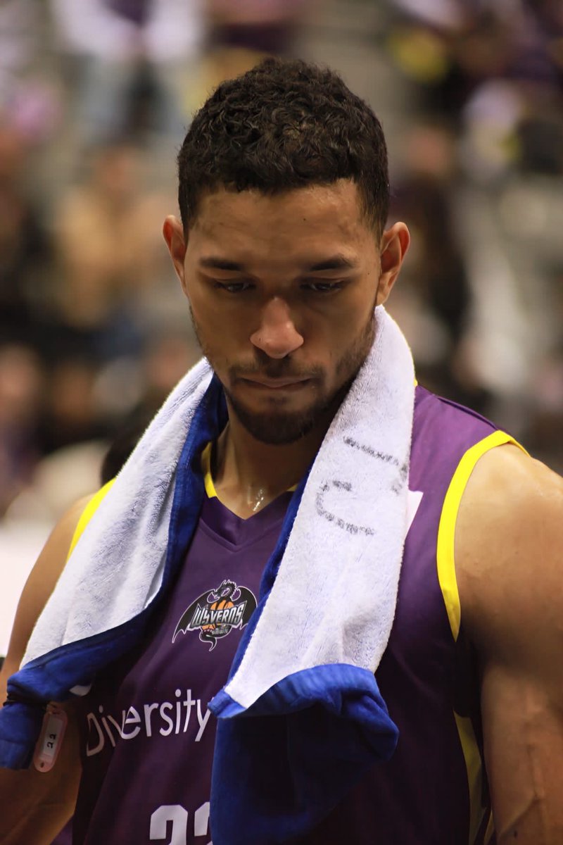 Two wins and reached 1,000 pts in Japan this weekend! 📈 S/o to my teammates with the assists 💯 #GoWyverns #GodIsGood