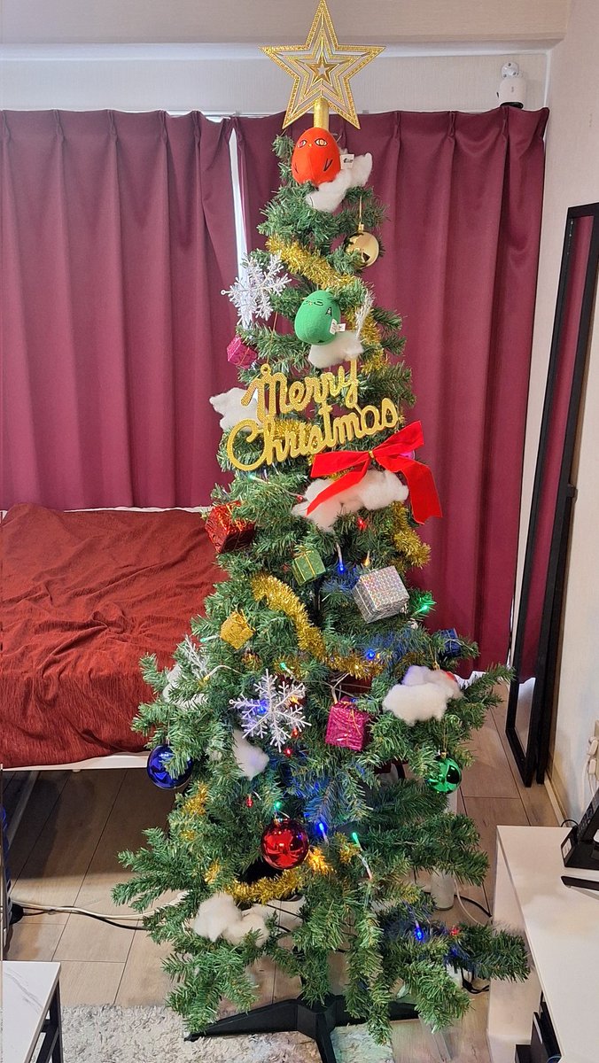 今日は黒バスクリパ～🎄
何年かぶりの黄瀬涼太(｡ゝωσ)
飾り付けはももっちとやった～🙌
頭の被り物は黒子っちの借りました🎄.*