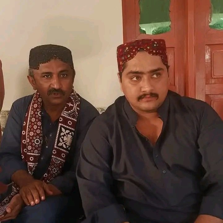 تاريخ جي ميدان ۾ وقت جا زخم ڀرجي سگهن ٿا، 
پر اعتبار وڃائڻ جا نه ٿا ڀرجي سگهن.

محبوب ليڊر محترم صنعان خان قريشي 
۽ سائين مسعود شاھ