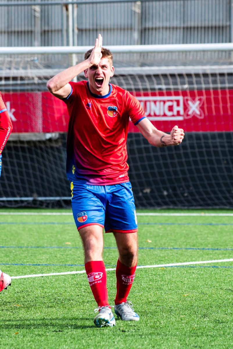 ⏱ FINAL!

🔴 #FCMartinenc 1-0 <a href="/uesants/">UE Sants</a> 
⚽ Suárez 

📌 Tanquem l’any amb triomf! Guanyem per la mínima en un matx competit i amb opcions per als dos conjunts fins al final! 

✊🏼 Anem a pel 2️⃣0️⃣2️⃣5️⃣!

#SomMartinenc #futbolcat