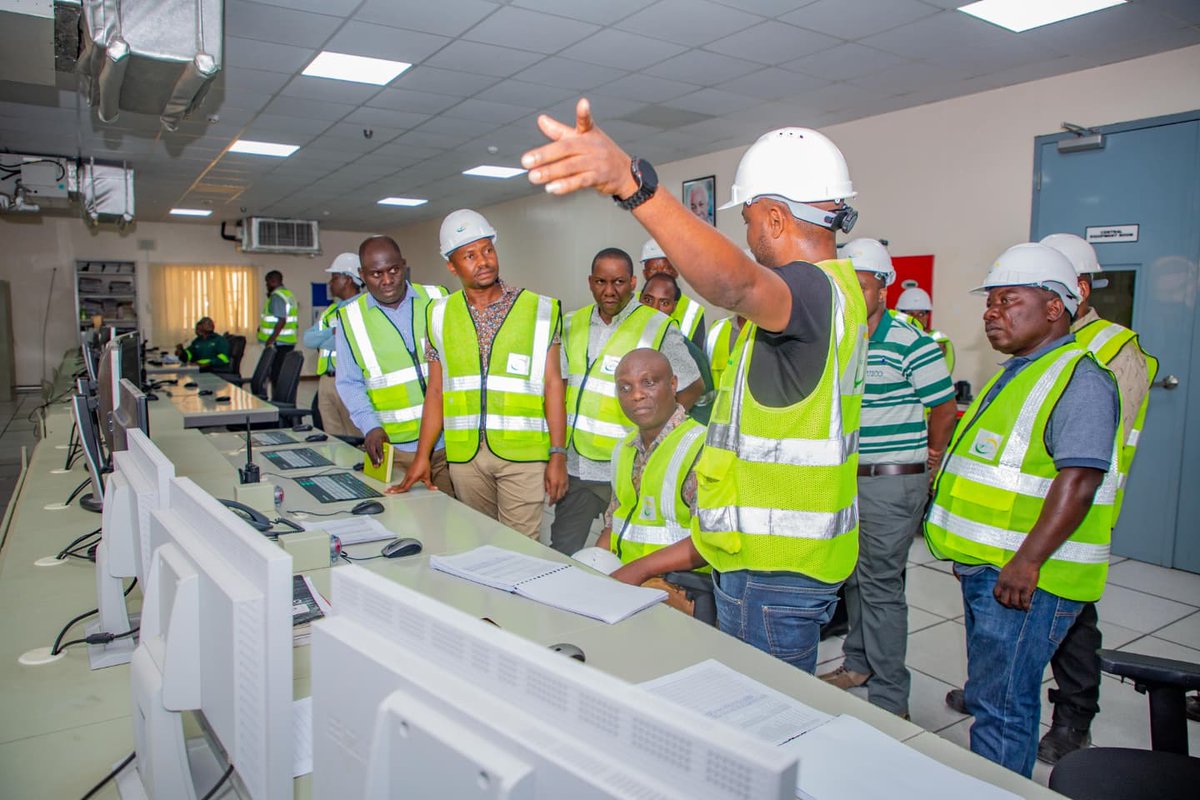 date_africa's tweet photo. 🇹🇿Ubungo I, II and III, and has inspected the progress of the construction of the electricity transmission line from Kimara - Ubungo - Mabibo to Ilala as well as inspected the progress of the construction of the Mabibo cooling station. #utdatanzania https://t.co/RZOG7MEW4M