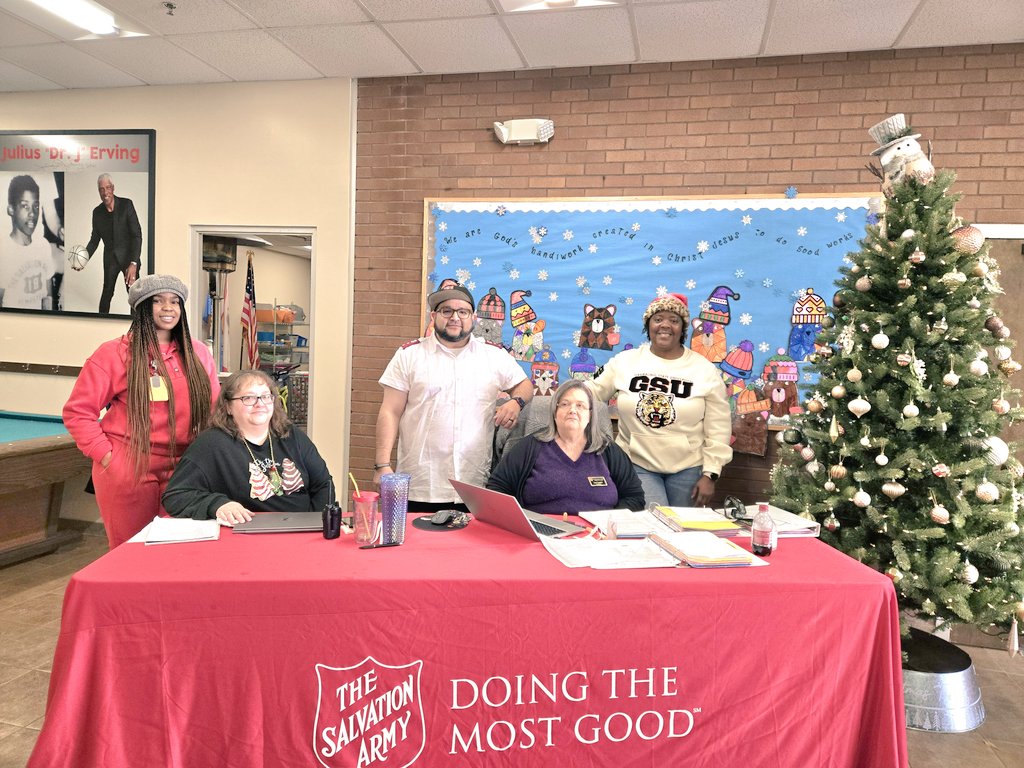 KimCayetano4's tweet image. The social workers of Paulding County School District are greatly appreciative of the Salvation Army (Marietta, GA) for being a blessing to numerous students for the holidays. We greatly appreciate the Salvation Army.
#PCSD🧡SalvationArmy