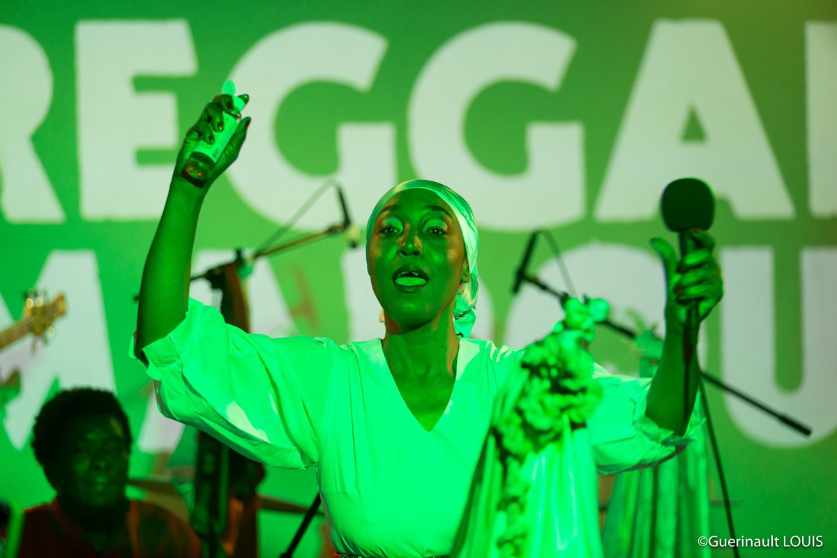 NanmVodoua te kontan viv moman  Makaya ak nou <a href="/Vivano/">Vivano</a>, reviv nan kèk imaj kijan Reggae Makaya te ye. Randevou ak NANM se pou 27 desanm nan Karibe ak Rotary Club de Petion-Ville. 

Fotograf: Guerinault Louis