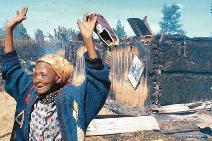 magwaz3's tweet photo. May the cries of this woman not go in vain #FufuaICC https://t.co/g9ugUWLlxB