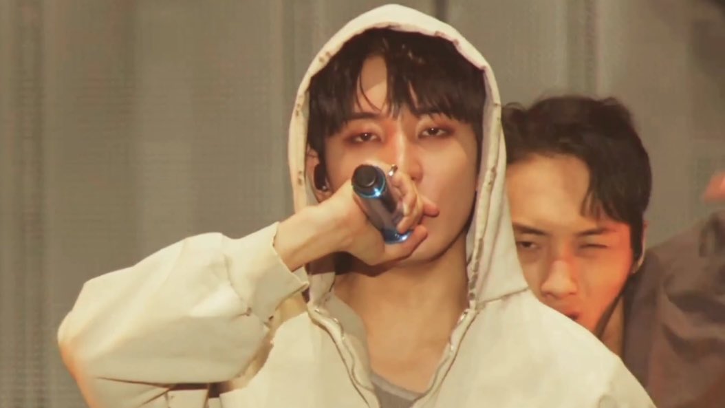 wonwooszone's tweet image. wow