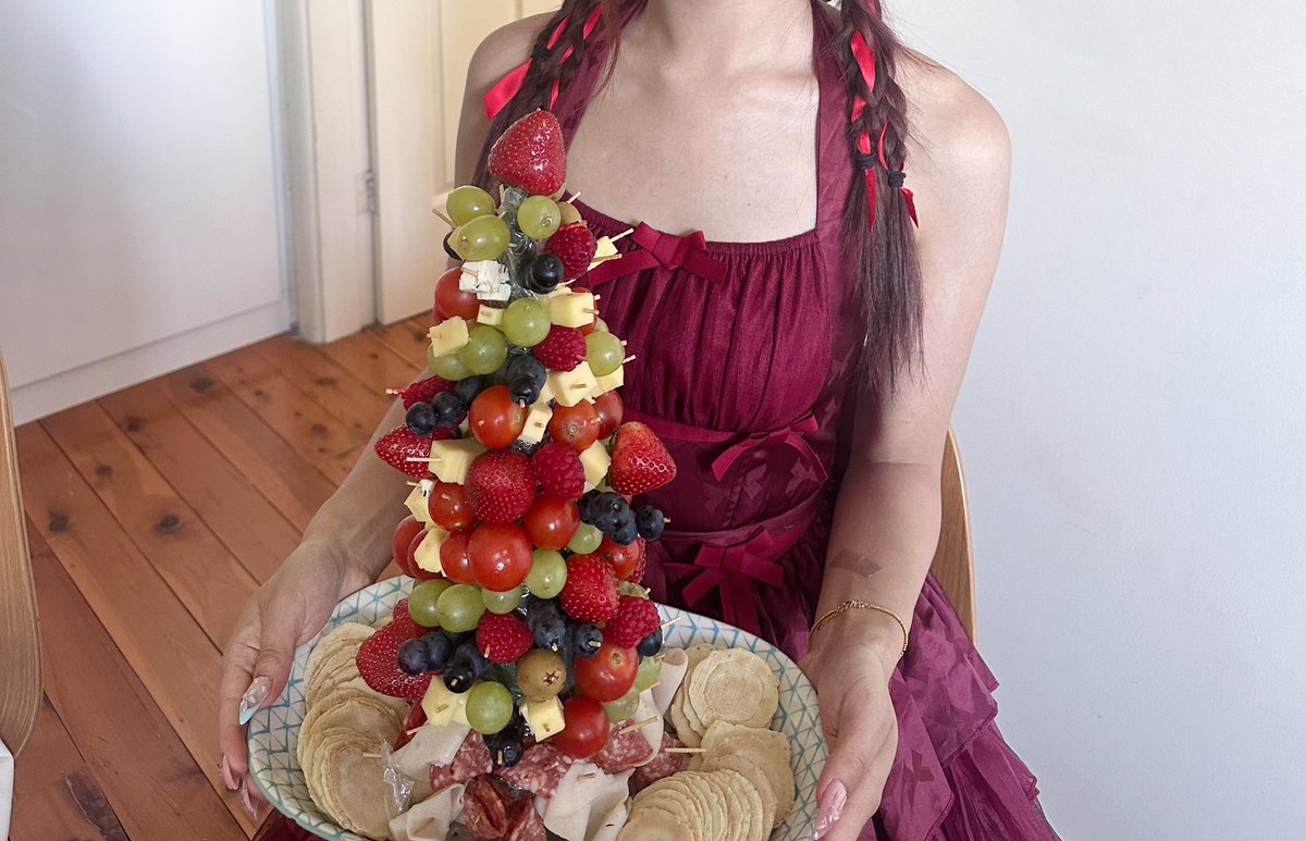 Rate my Christmas Tree charcuterie board 🎄🎁❤️