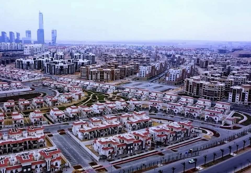 engazatmasr2020's tweet photo. عاصمه الجمال والفخامه .. العاصمه الإدارية الجديده 🇪🇬 التي لم تكلف ميزانية الدولة جنيه واحد وتم تمويلها من حصيلة بيع الأراضي من شركة العاصمة الإدارية للتنمية العمرانية والتي وصلت أصولها الي ٣٠٠ مليار جنيه. https://t.co/VgFnXbPmX3