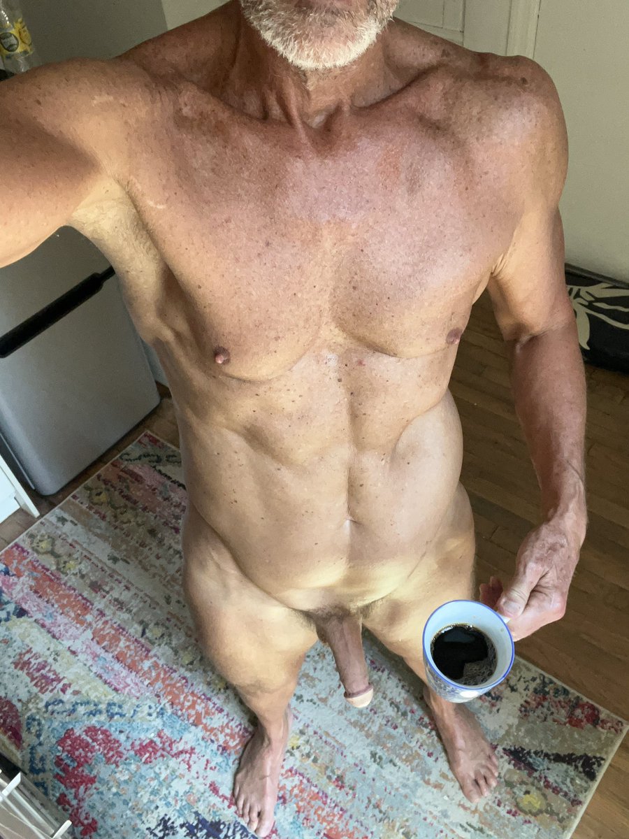 ed7only's tweet photo. Drink up. https://t.co/Oy910cKgCZ