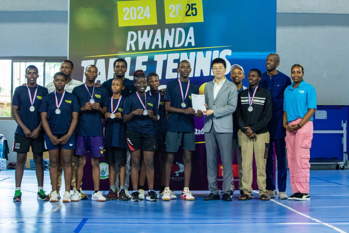 bbkigalifm's tweet photo. #BnBSports

VISION Table Tennis Club yegukanye igikombe cya Rwanda Table Tennis League icyambuye Ubumwe Table Tennis Club y'i Rubavu yari igisanganywe.

#SimplySports https://t.co/XdWxouXaDV