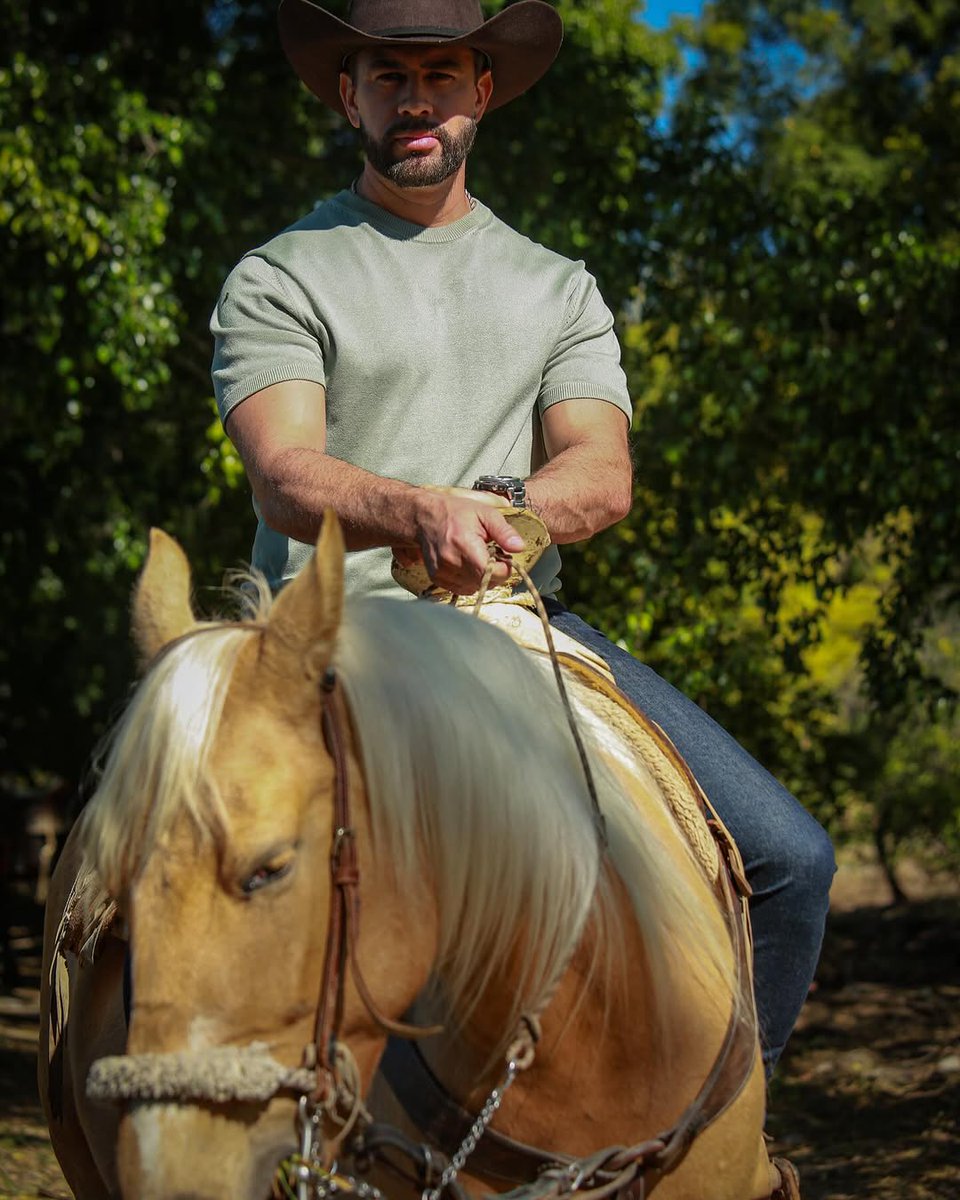 PatyAndrea15's tweet photo. Guapo 😍
#AngelMonteiro
#MeAtrevoAAmarte
#CampanitasFieles
#ChrisdelaCampaPerú
#Repost @CHRISDELACAMPA
Me Atrevo a Amarte
24 feb 2025 6:30 PM por Las Estrellas ♥️
Photo by: #luisgermanfx
Vía Instagram ✨ https://t.co/POxAK4wzNj
