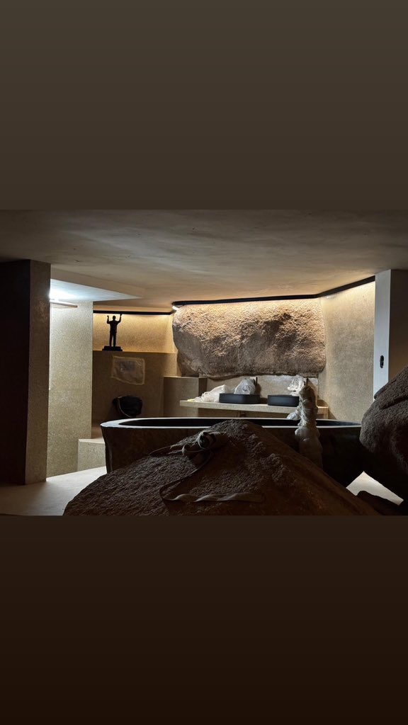 leaf_architects's tweet photo. Design a cave bathroom. Lighting adds the Magic! https://t.co/1S3rqgsR1n