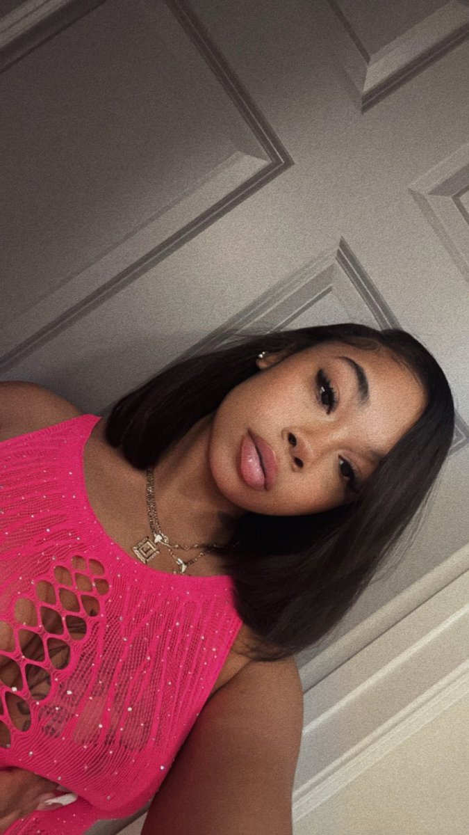 MyKaye_'s tweet photo. my fav thing to be is, meee 💞 https://t.co/V8gf0FxqeS