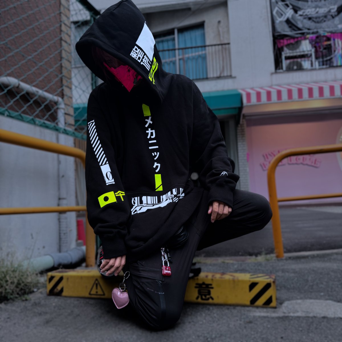 MECHASHOP's tweet image. ゼノバース2307-ワンオフパーカー03　メカニック/整備　ネオンイエロー