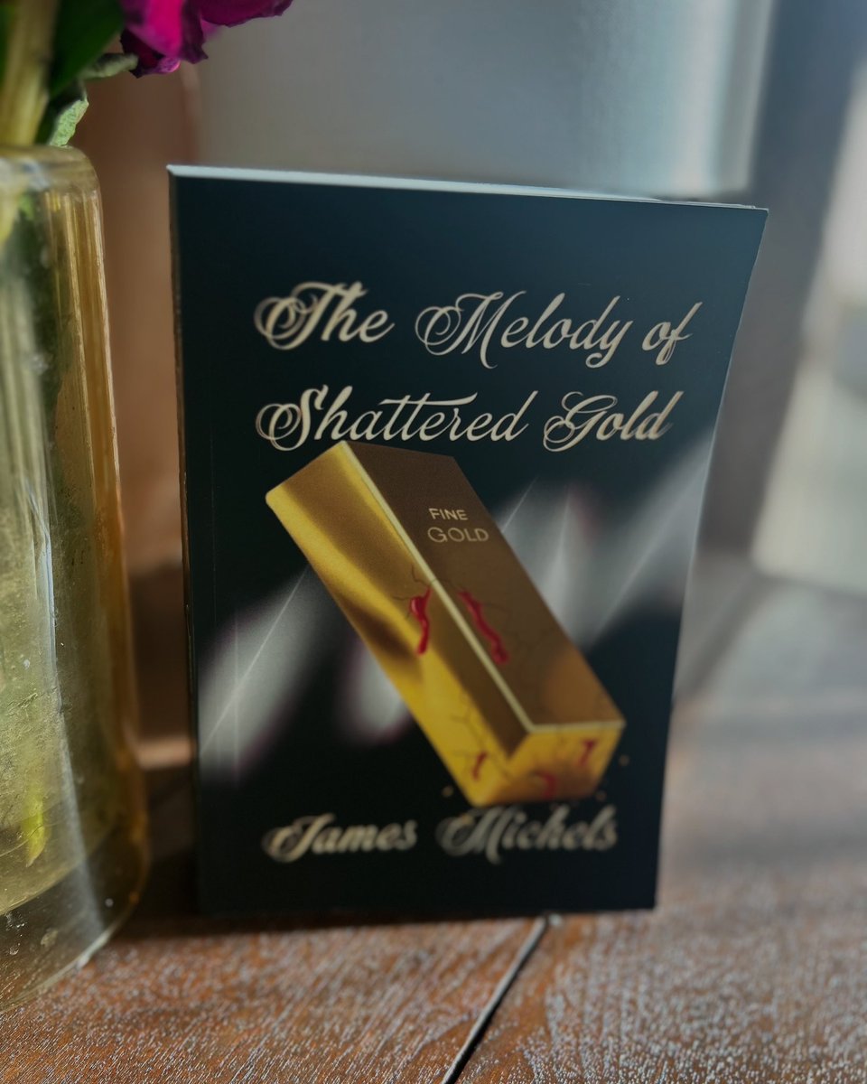 jamesrealmike's tweet photo. My greatest work so far.
#jamesmichels #mafia #publishedbook #magnumopus https://t.co/Ii0xq1FM4H