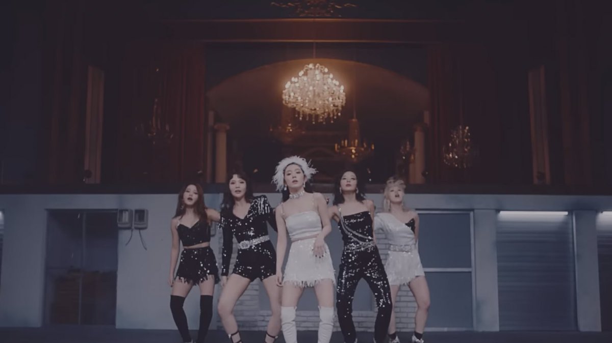 PopBase's tweet photo. 5 years ago today, Red Velvet released ‘Psycho.’ https://t.co/dgvheEC71M