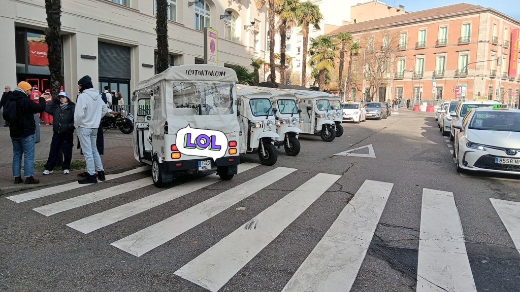 A.V. Retiro Norte tweet media