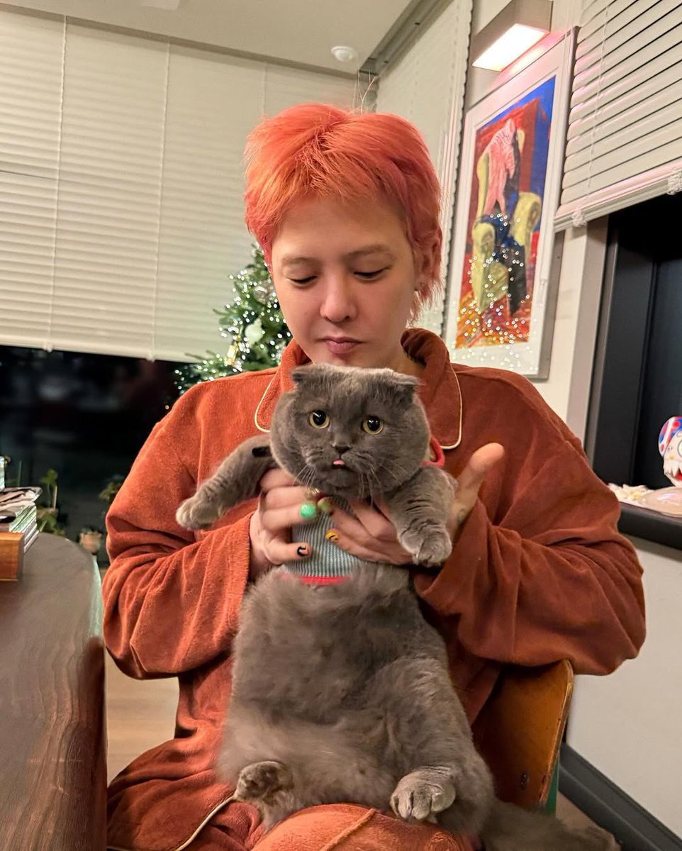 ドラゴン】mama☆girl☆ページ G-DRAGON X MAMA 2024 RETURN OF THE