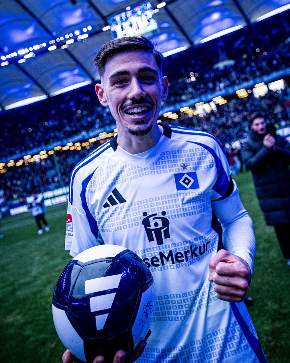 HSV's tweet photo. 𝓗𝓮𝓲𝓶𝓼𝓲𝓮𝓰 𝓾𝓷𝓵𝓲𝓶𝓲𝓽𝓮𝓭. 💙🤍🖤
#nurderHSV #HSVSGF https://t.co/EAkPyPmGYJ