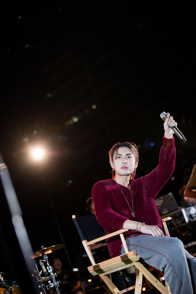 DIAMONDNRK_OFC's tweet photo. ประมวลภาพบรรยากาศงาน Diamond on Ground : Our Christmas 2024 ที่จัดขึ้นในวันที่ 20 ธันวาคม 2567
ขอบคุณสถานที่ #SWUnightmarket
ขอบคุณ Special Guest @tle_mtm @firstone_wnk
ขอบคุณพี่สาว #Diamondee
และขอบคุณทุกการสนับสนุน
#DiamondonGround
#Diamondnrk_
#Tle_mtm
#Firstone_wnk https://t.co/fEY6fgRY31