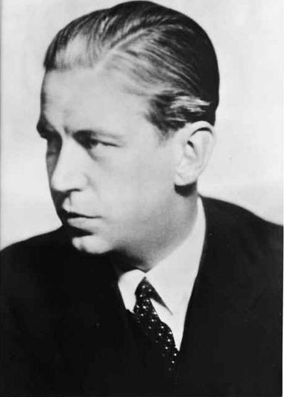 SpiesVespers's tweet photo. OTD Dec 22, 1942 members of #Red_Orchestra #Harro_Schulze_Boysen, #Ilse_Stöbe and #Rudolf_von_Scheliha brutally executed. https://t.co/fVJ9zoGUMJ