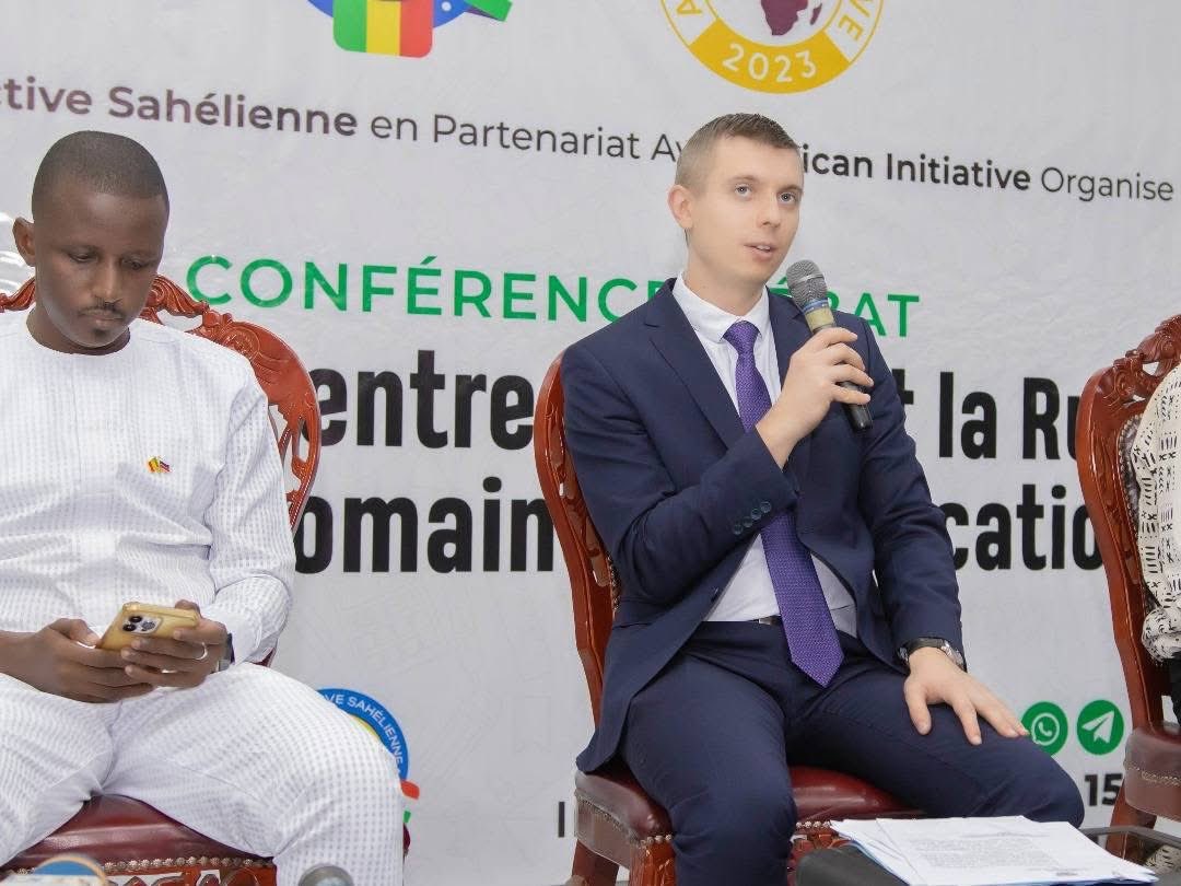 docbah's tweet photo. 🇲🇱🤝🇷🇺 J’ai eu l’honneur de présider la conférence basée sur le thème : Interactions entre le Mali et la Russie dans le domaine de l’éducation. Une initiative de Perspective Sahélienne et Africain Initiative. Cette rencontre a eu lieu au CICB, Samedi 21 déc. 2024. #docbah  #mali https://t.co/lxPeB7cjwB