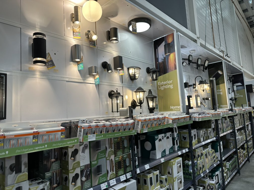 Wouldn’t it be nice if this major supplier had just one dark sky friendly porch light in stock, considering its proximity to a dark sky park.  Just one ☝️ #missingatrick