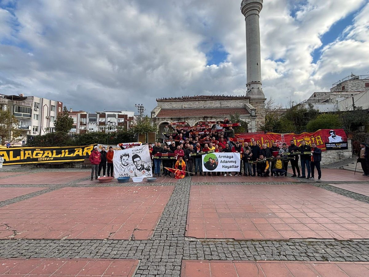 VARLIĞIN ULAŞILMAZ, YOKLUĞUN ALIŞILMAZ! 

ultrAslan Yurtiçi koordinatörü Ulaş Bayam ağabeyimizi vefatının sene-i devriyesinde kabrini ziyarette bulunduk. Ağabeyimizi saygı, sevgi ve minnet ile anıyoruz.

#UlaşBayamHepBizimle
#ultrAslanUNI