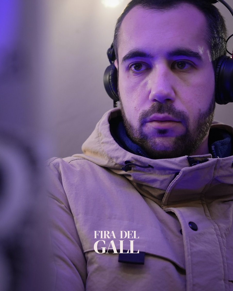 La música de La Cara B va tancar El Galliner, la vesprada de la Fira del Gall. 

#firadelgall #firadelgall24 #vilafrancadelpenedès #vilafranca #penedès #capitaldelvi #galldelpenedès #gastronomia #vi #vicatalà #dopenedès #elgallliner #turismevilafranca