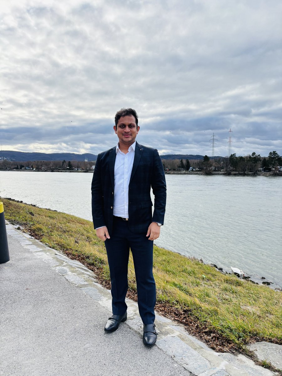 Wonderful brainstorming sessions about Artificial Urinary Sphincter with Prof Wilhelm Hubner in Vienna, Austria 🇦🇹. Thanks for the great hospitality. #victo #artificialurinarysphincter #urinaryincontinence #prostate #urology #prosthetics #andrology #bengaluru #bangalore #India