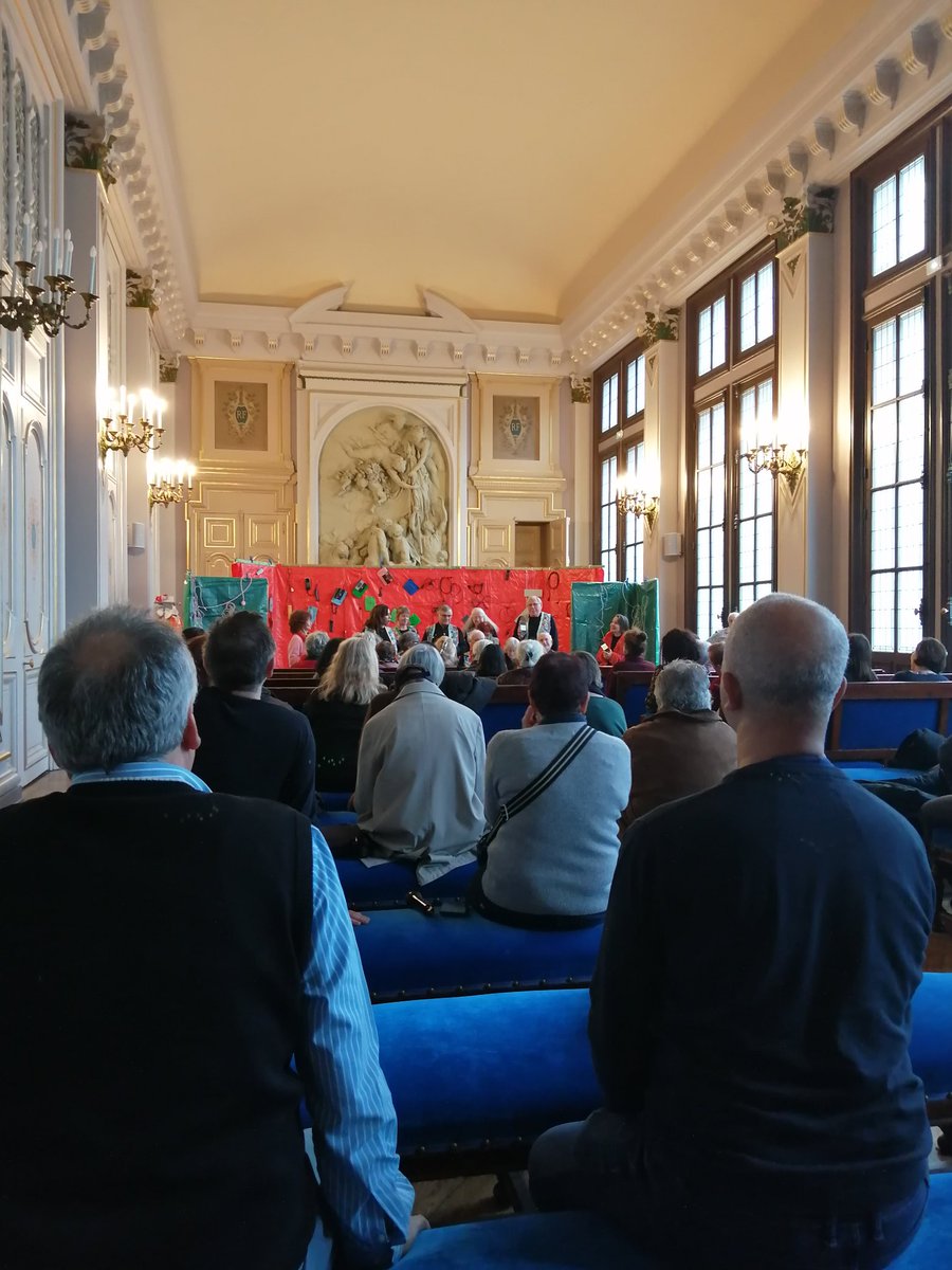 Dernier rdv 2024 pour la Coordination Seniors du 10e : représentation "En un clic" avec la Troupe du 3e acte, suivie d'échanges s/ fractures numérique &amp; informatique
🙏 aux nombreux acteurs engagés 
❓La Coordination Seniors, c'est quoi, ça sert à quoi ?👇
instagram.com/share/p/_yDcBY…