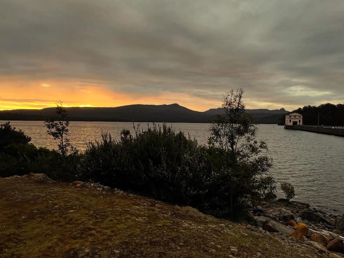 luca_barra's tweet image. “Ooh, Heaven is a place on Earth” #LakeStClair #Tasmania