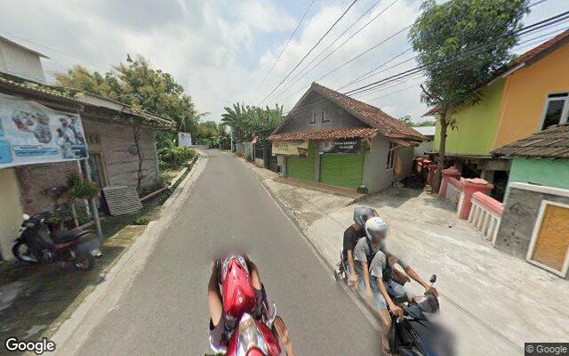 #54221
Gambir, Jatirunggo, Kec. Pringapus, Kabupaten Semarang, Jawa Tengah, Indonesia
map: google.com/maps/place/-7.…