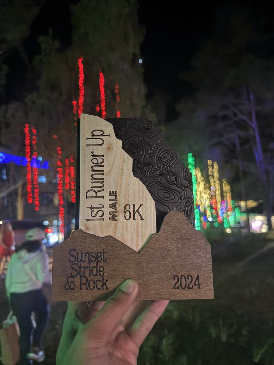 turistaboy's tweet photo. Podium finish pa nga! 2nd place sa 6KM trail run! *kiliiig!* Salamat sa patakbo, Team Malaya! Wooot! First time trail running before sunset! Running for a cause, too! Lezdodiz! 💪🏼🏃🏻‍♂️ 

#TuristaBoy #SunsetStrideAndRun #DontStopRunning https://t.co/DJkUKsN6sb