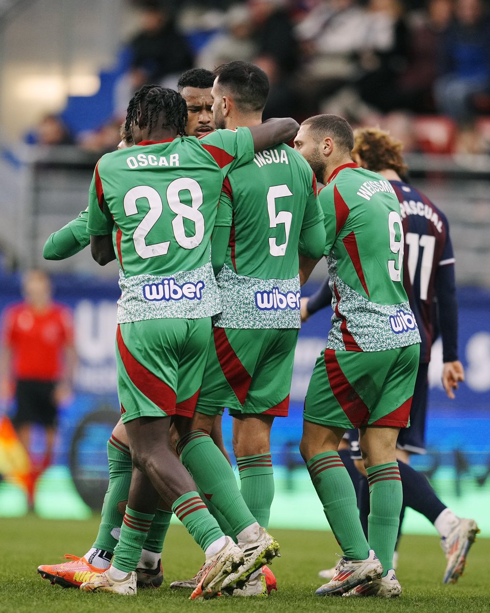 💪🏼 ¡Primer gol de <a href="/Insua93/">Pablo Insua</a> con la camiseta del Granada!