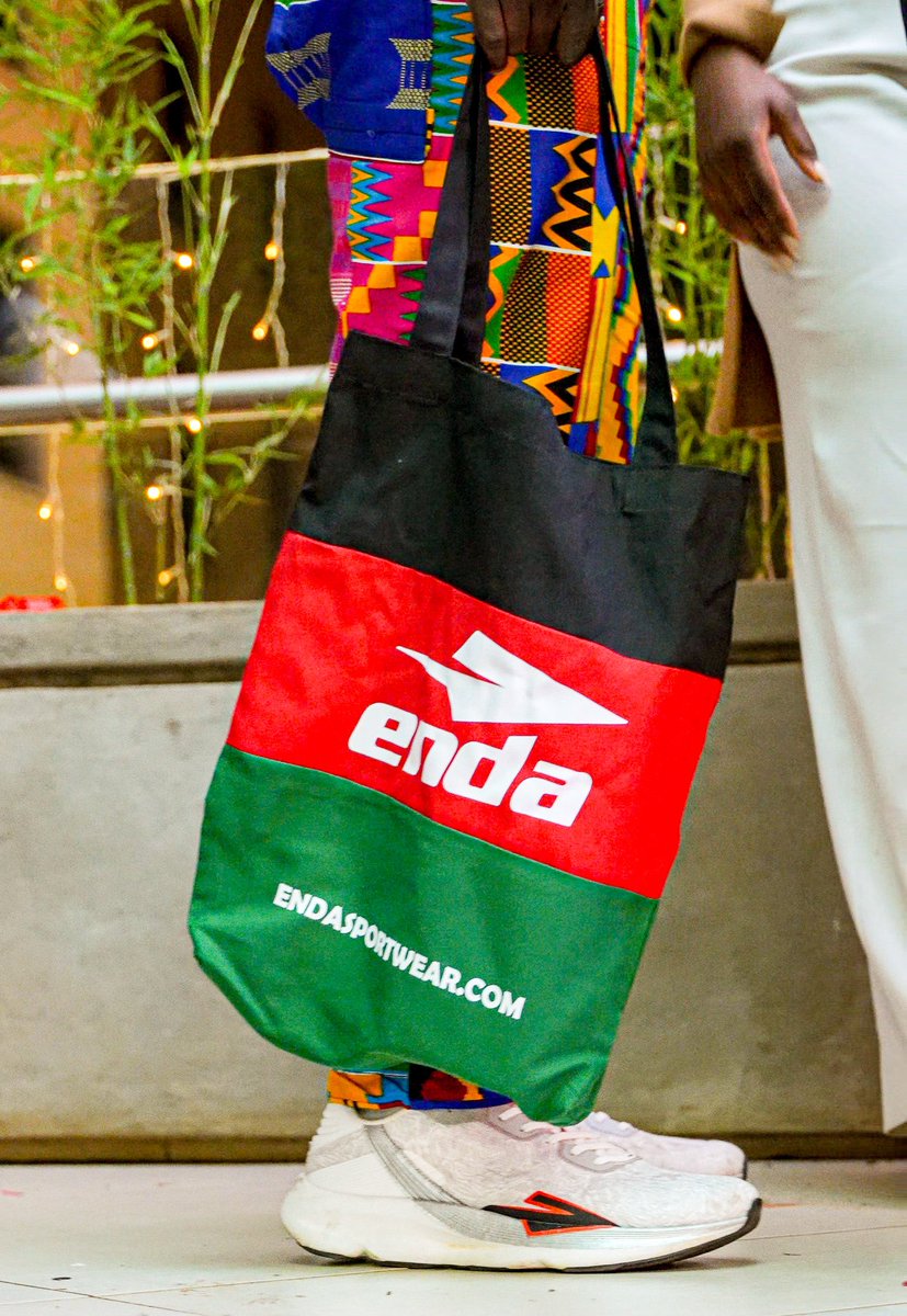 EndaSportswear's tweet photo. More and more reasons to gift someone a pair of Enda😊
Could be yourself or anybody 👟✨

Visit us today at Village Market Limuru rd inside VMX gym on 3rd floor
to enjoy your Enda shopping experience and try on the latest designs 🥳❤️

#endasportswear #runningshoes #runkenyan #enda