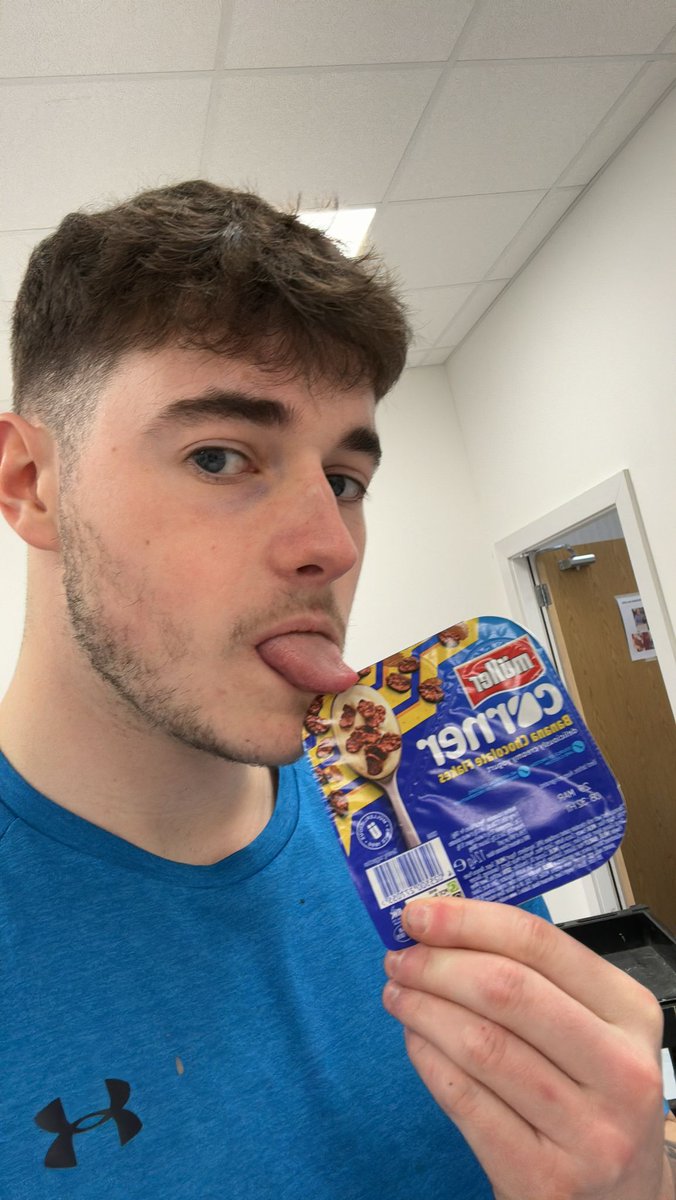 tomthacks80's tweet photo. George Thacker, 21 today. Happy birthday 🎂 https://t.co/XqLeJVSTgN
