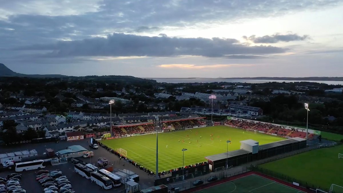 Vision 2028  🔴⚪️

This festive season, we’re detailing our Masterplan for the Showgrounds redevelopment

It begins today with a special video 👀

#Bitored | #Vision2028