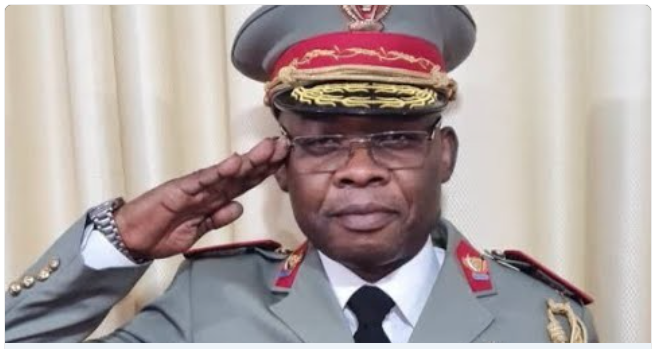 kinshasaweb's tweet photo. #SoutienTotal #RDC🇨🇩 #DRC #FlammePatriotique #EveilPatriotique #CongoFautEbonga #FreeCongo #DRCMilitary #BendeleEkweyaTe #ToLongaNaMapinga #DéfendonsLaPartie #BendeleEkweyaTe #RDC : Qui est Banza Mwilambwe Jules, le nouveau chef d'État-Major Général des #FARDC ? https://t.co/AtFUWmfw87 via @YouTube