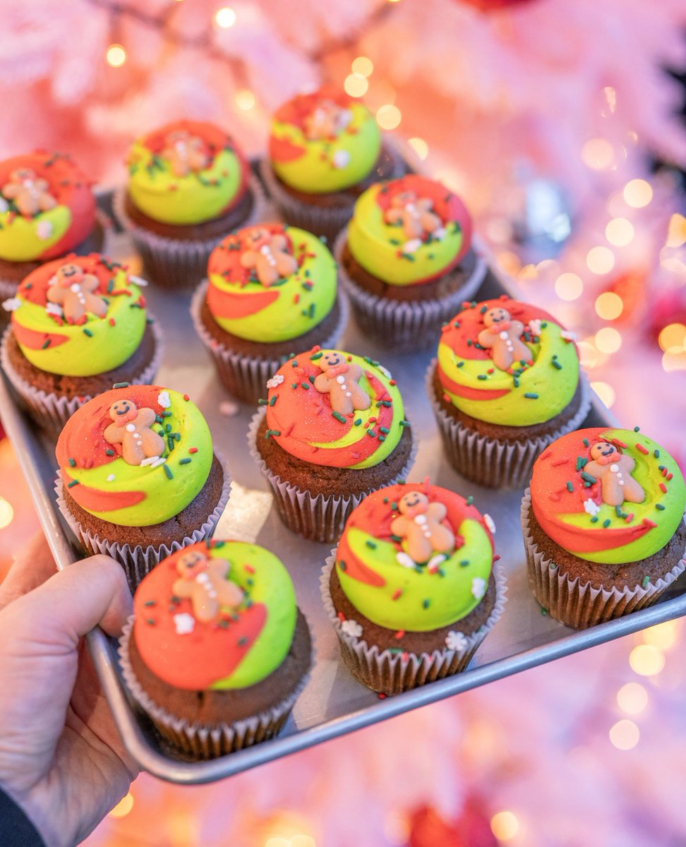 Flavourtownbake's tweet photo. Making you a ‘stolen’ promise 🤪⁣
⁣
Leave one of these for Santa on Tuesday night and he’ll properly stuff your stocking 🎅🏻⁣
⁣
In both stores right now! Just remember it’s not elf🧝service https://t.co/YRL0PqWtJh