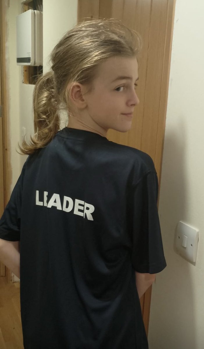 HLHLeadershp's tweet photo. Well done to #Youngleader Rowan @DingwallAcademy who was awarded his Tshirt for leading on this new club in Dingwall Library. Great idea Rowan. 👏👏👏#choosetolead #itsallaboutthehoodie #HLHMakingLifeBetter #Libraryleader https://t.co/AEszJ8MzlW