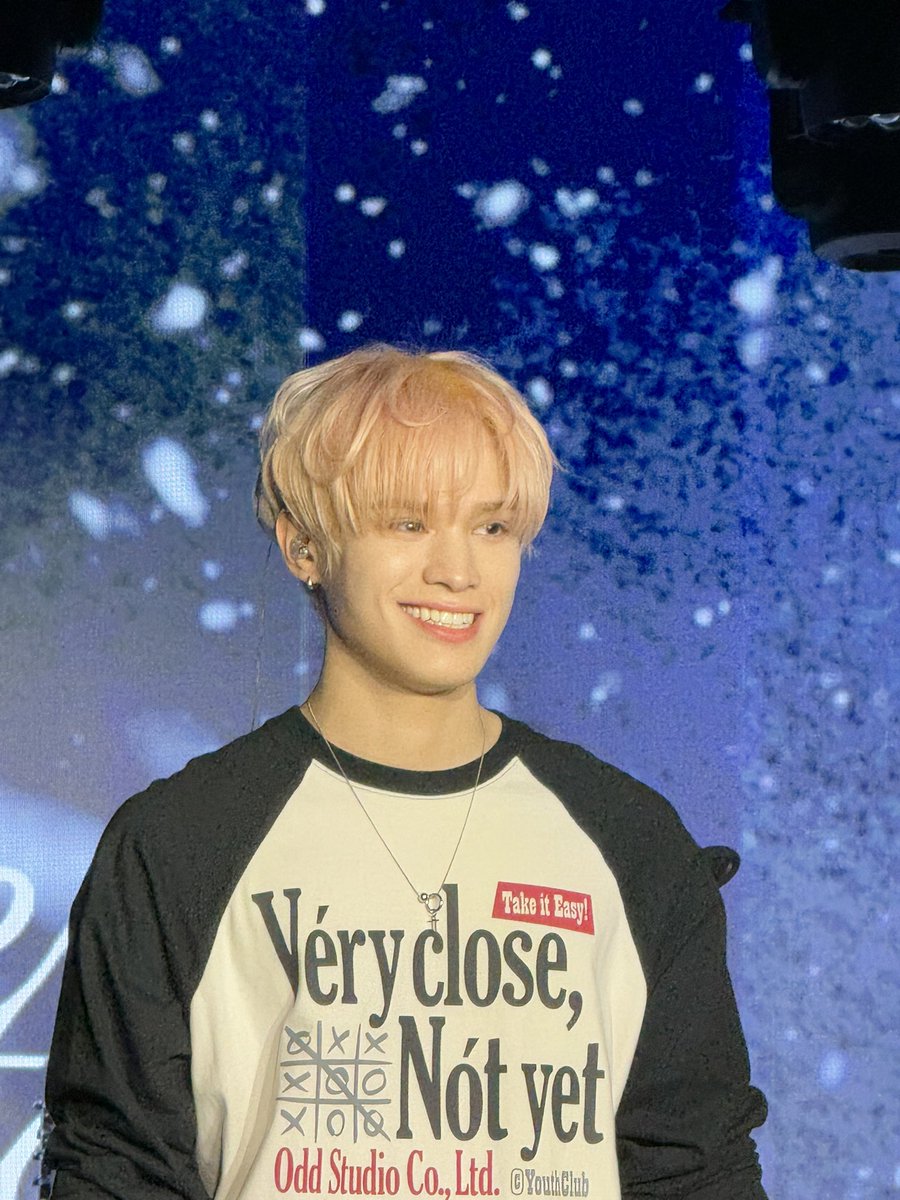 sk__dms's tweet photo. gawd he looks so good today 😭 https://t.co/EEkpgAggvf
