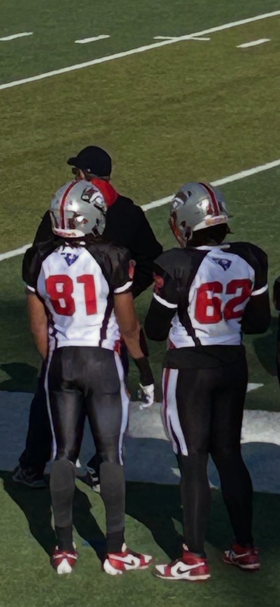 <a href="/goree_victor/">Victor Goree🥞</a> and <a href="/jordanbcollins/">Bobby “Jordan” Collins</a> played their last high school football game yesterday at the <a href="/ShrineBowlNCSC/">Shrine Bowl NC-SC</a> I’m extremely proud of these two young men and the career they had at <a href="/FootballSPHS/">South Pointe Football</a> <a href="/CoachRichAD/">Coach Rich, CAA</a> <a href="/ChrisWRHI/">Chris Miller 🎙</a>