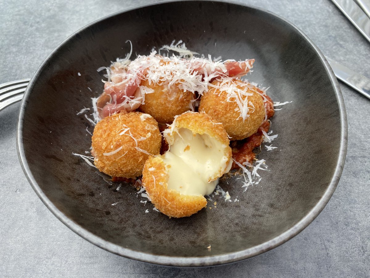 The MICHELIN Guide (@michelinguideuk) on Twitter photo Warm and creamy Snowdonia cheese cromesquis <a href="/Lan_y_Mor/">Lan y Môr Restaurant Saundersfoot</a>
#Saundersfoot #Pembrokeshire #Wales
New:guide.michelin.com/gb/en/pembroke… Warm and creamy Snowdonia cheese cromesquis <a href="/Lan_y_Mor/">Lan y Môr Restaurant Saundersfoot</a>
#Saundersfoot #Pembrokeshire #Wales
New:guide.michelin.com/gb/en/pembroke…