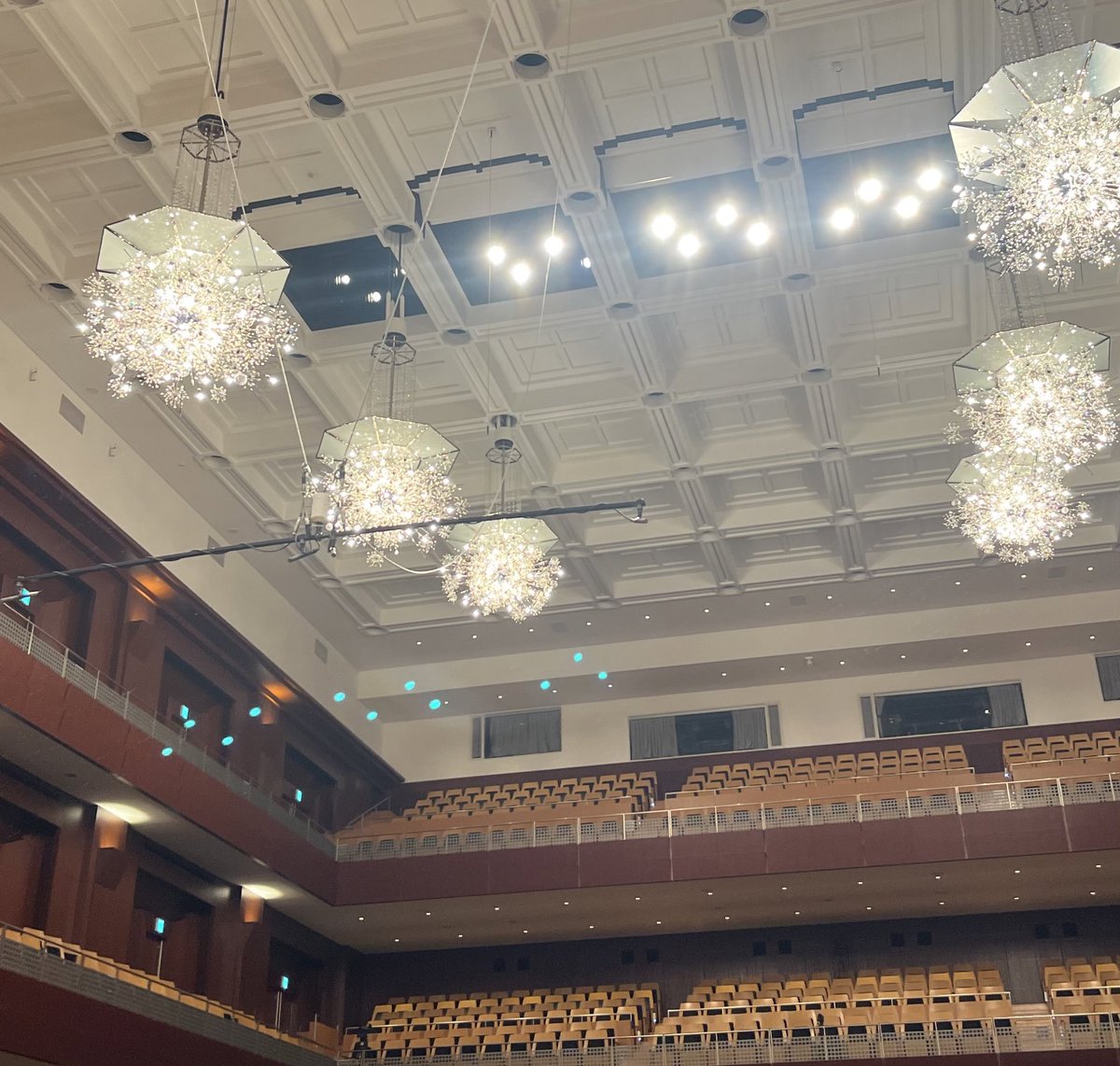 quphil_official's tweet photo. 九大フィル第213回定期演奏会無事終演しました！
ご来場いただいたみなさまありがとうございました🎻
これからも九大フィルをよろしくお願いいたします。 https://t.co/CzhIHJfv44
