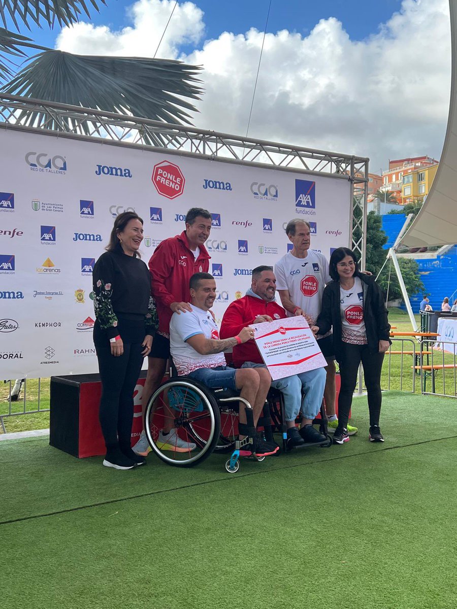 Despedimos el año corriendo con la #FamiliaAXA en Las Palmas de Gran Canaria a casi 20 grados para poner freno a los accidentes de tráfico ❤️✨

GRACIAS a los y las corredoras hemos recaudado dinero para <a href="/AESLEMEONLINE/">AESLEME</a> 🤝