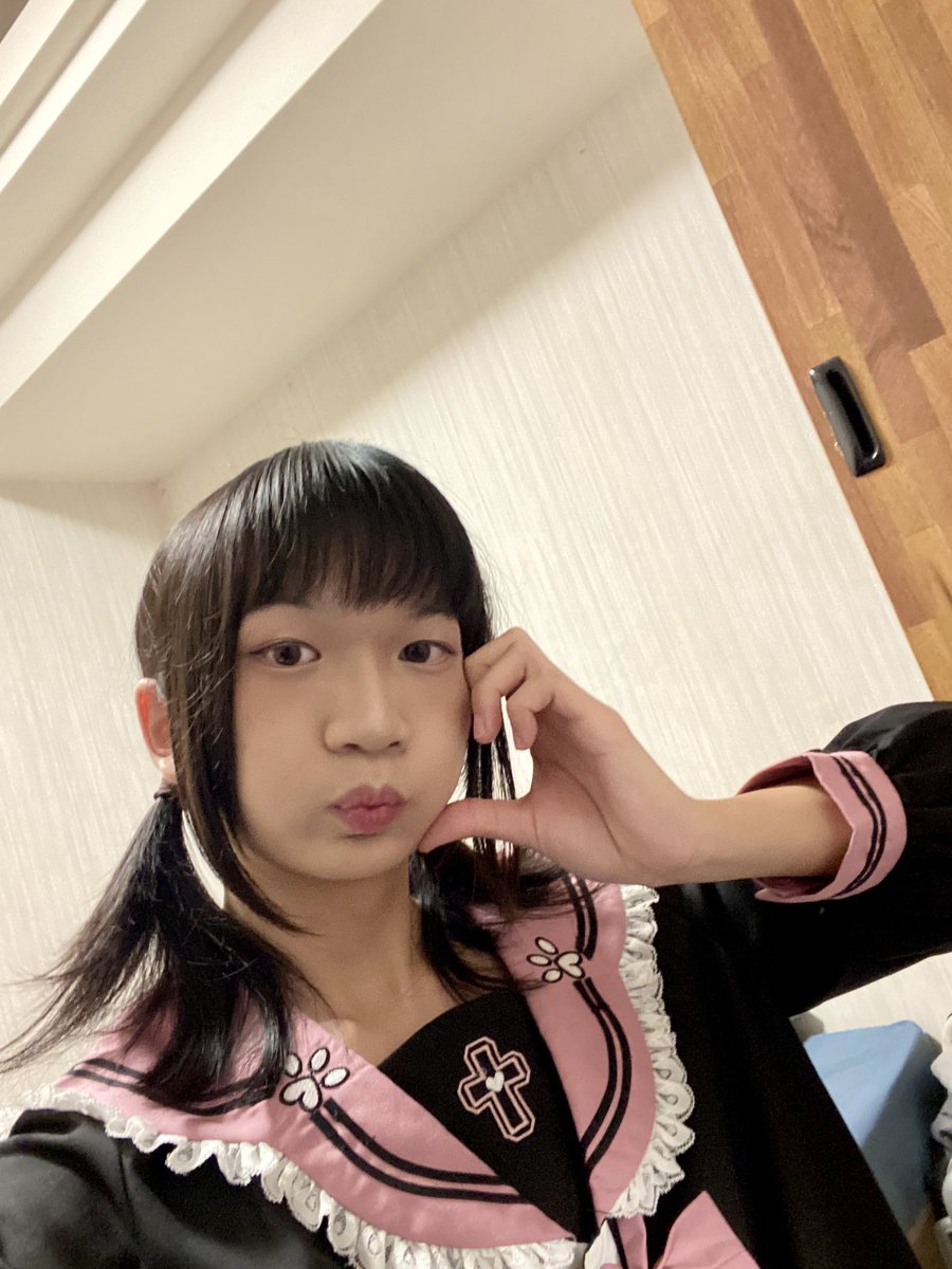 Haruko921115's tweet photo. 【自我介紹】

大家好！我是梓晴！也可以叫我晴子
是個新手Coser、模特

📍座標中部
主要在中部場次出現，偶爾會到台北的
外拍也以中部為主

❤️風格以可愛、日系、學生風為主，偶爾也可以帥一下

✨歡迎Coser、攝影戳友

FB：梓晴はるこ
IG：haruko_921115
🌐 https://t.co/itbAGtrkSZ

#男の娘 #模特 https://t.co/ftckVPFhb0