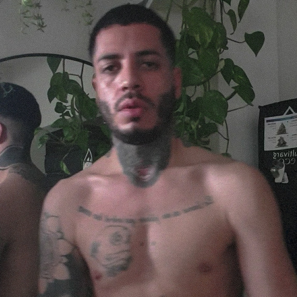 GrossoNicolas's tweet image. LO QUE TENGO EN COMÚN CON LAS LENTEJAS ES QUE AMBOS SOMOS SUSTITUTOS DE LA CARNE