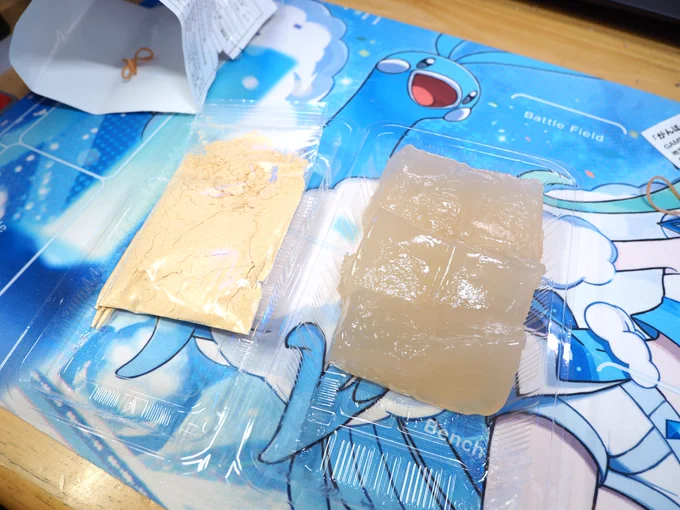 わらび餅といちごデェ福おいしい 空撮さんすいません入場券の料金次回持っていきます(券の料金見て気付いた