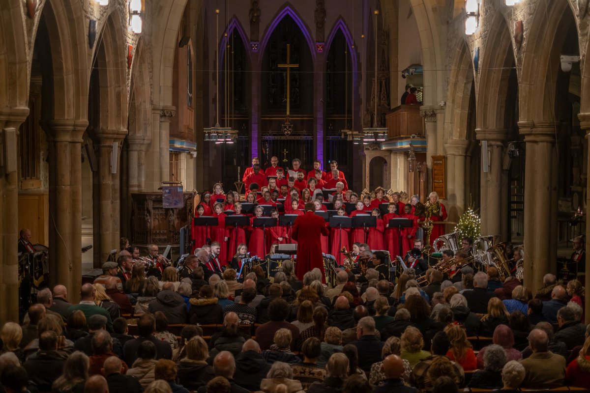 Bradford Cathedral tweet media