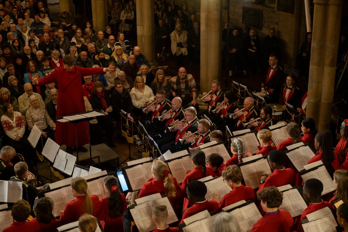 Bradford Cathedral tweet media